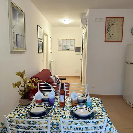 Orchidea A 300 Metri Dal Castello Apartamento *
