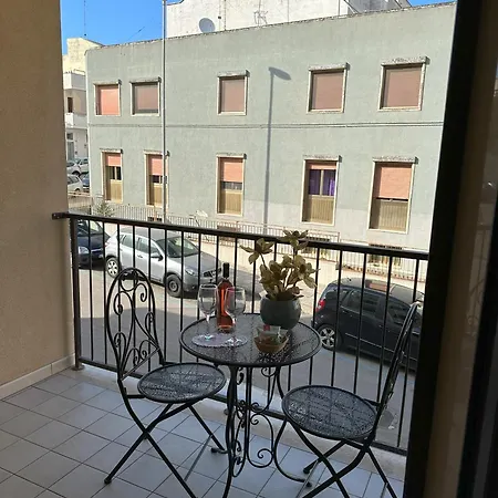 Orchidea A 300 Metri Dal Castello Apartment Otranto